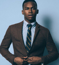 Akono Dixon