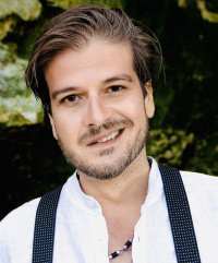 Romulus Hotea