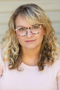 Holly Constant