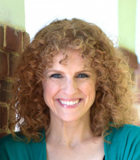 Lauren E. Roman