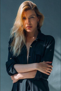 Elena Rotari