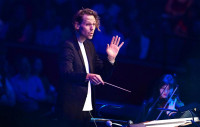 Robert Ames