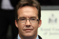 Robert Murat