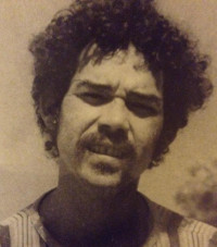 Earl DeVries