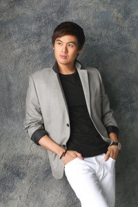 Lloyd Lee
